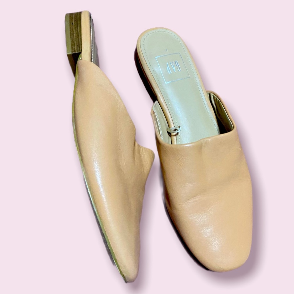 GAP faux leather mules nude size 7